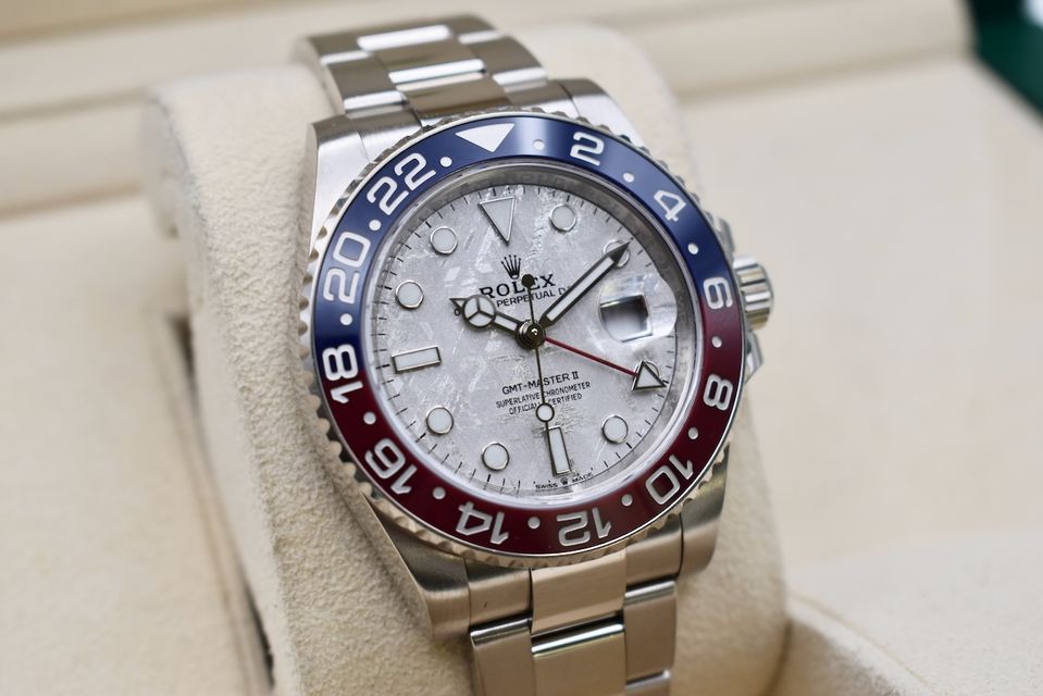 Rolex GMT Master II 126719 BLRO Image 2